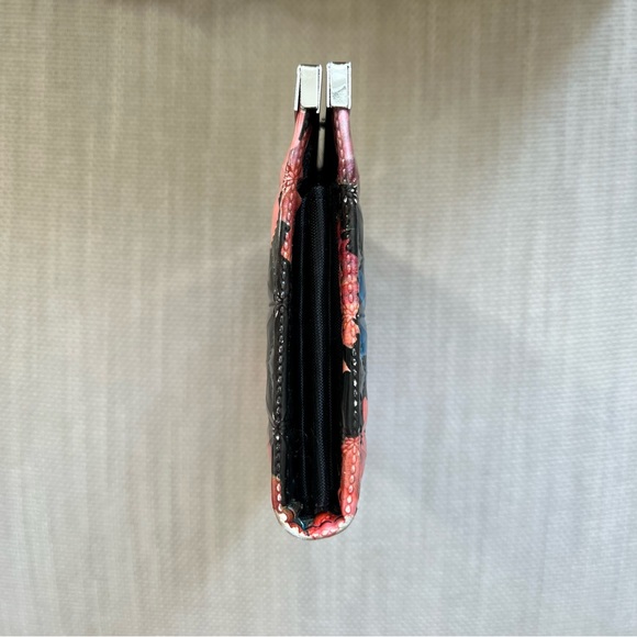 Geometric Floral Wallet - Picture 3 of 4